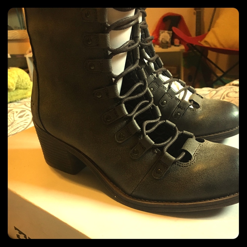 Billabong March to Sea Boot